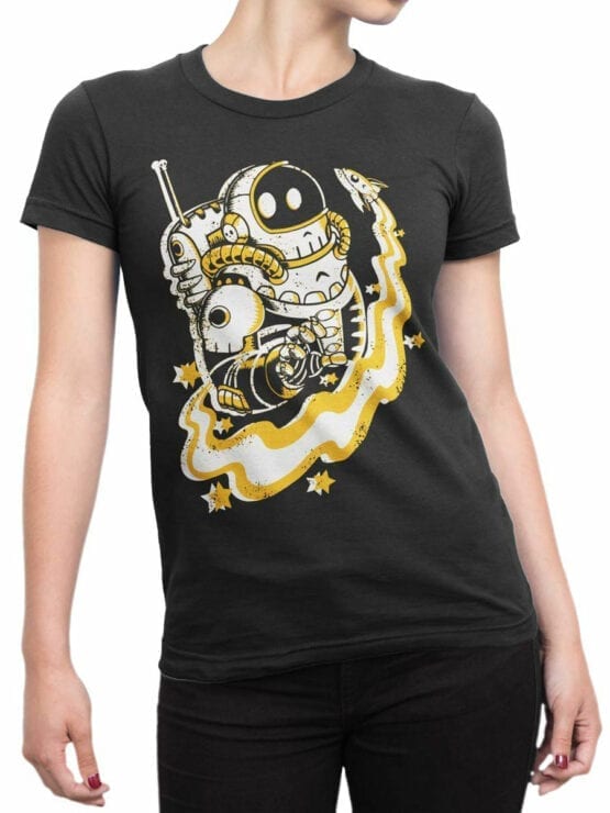 0683 NASA Shirt Skull Space Pirates Front Woman