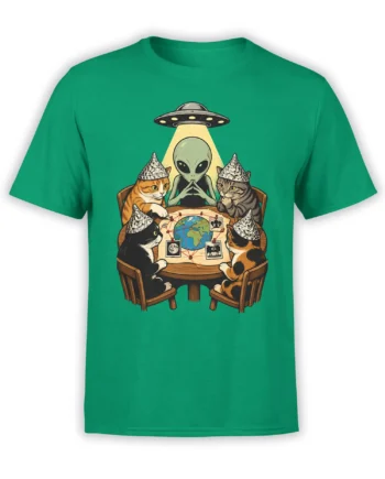 Green T-shirt with four party-hatted cats meeting a gray alien beneath a flying saucer